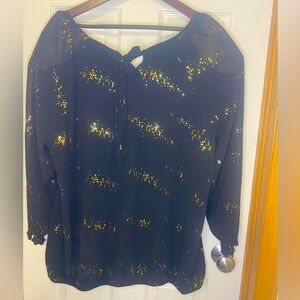 NY Collection beautiful dressy blouse. Size 3X. Worn once, in great shape!!